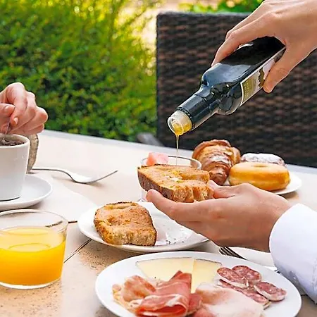 Hostatgeria De Poblet Hotel