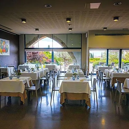 Hostatgeria De Poblet Hotel