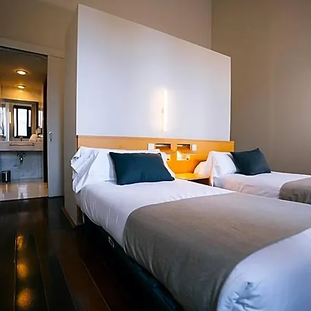 Hostatgeria De Poblet Hotel